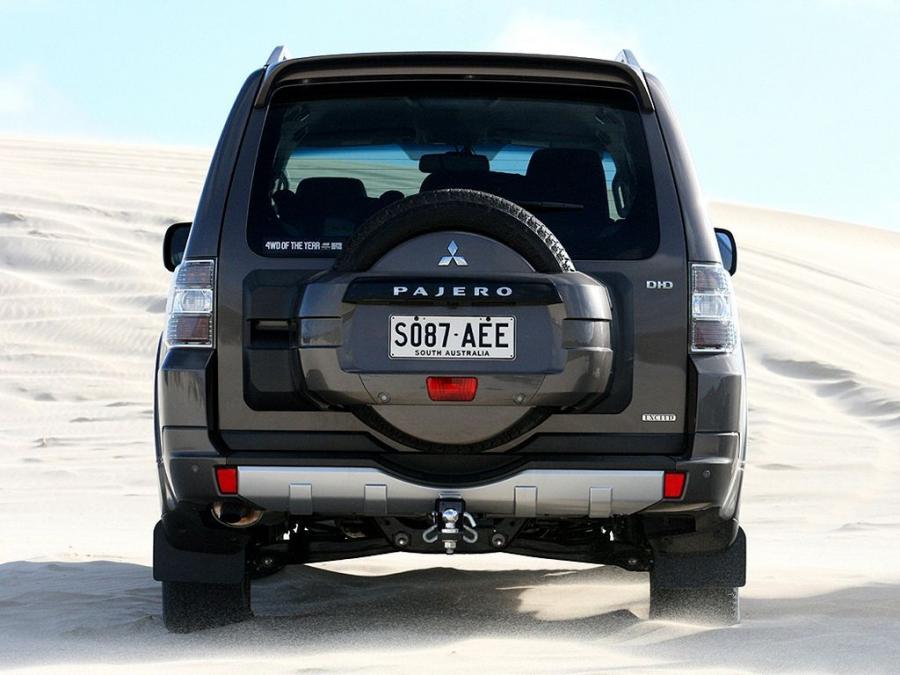  Mitsubishi Pajero 5-Door 2006 года  (AU) (фото 4 из 13)